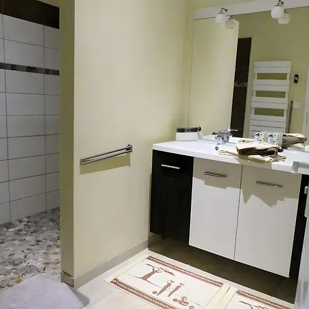 Andraut - Базас